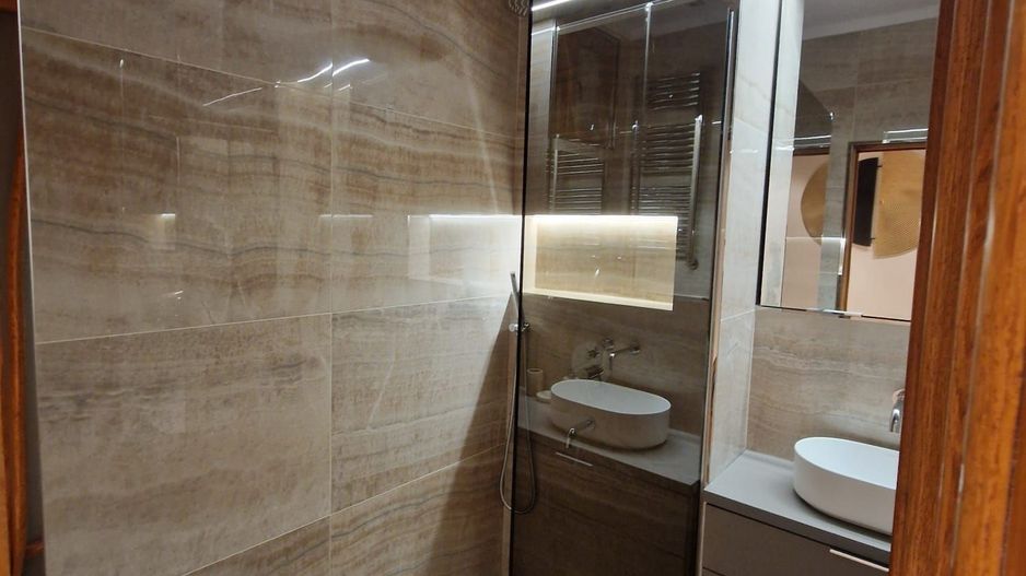 AP. 2 CAMERE AFI COTROCENI, CENTRALA TERMICA, MOBILAT/UTILAT MODERN - Poză 12