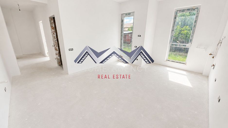 Apartament 2 camere + curte 110 mp Otopeni central - Poză 2