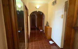 Apartament 3 cam, Micro 18, 2 băi, mobilat si utilat - Poză 2