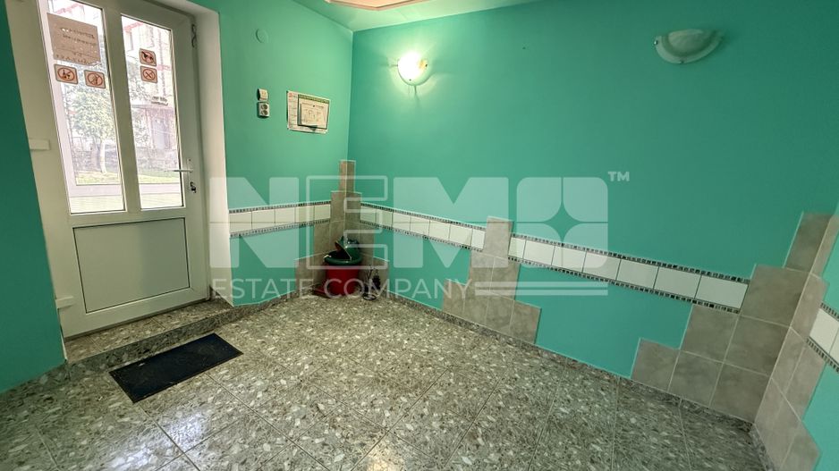 🏢 Spațiu de închiriat în Rădăuți – ideal pentru afacerea ta! - Poză 4