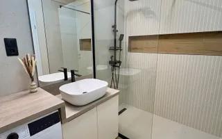 Apartament ultramodern / etaj intermediar / Zona Eroilor - Poză 12