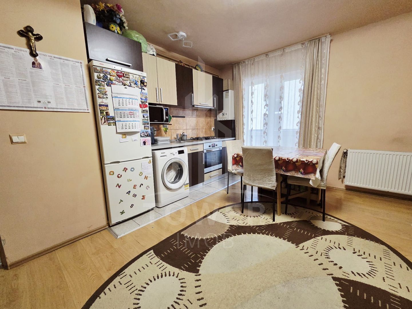Apartament 3 camere la casă de vânzare in Zona Gusterita - Poză 3