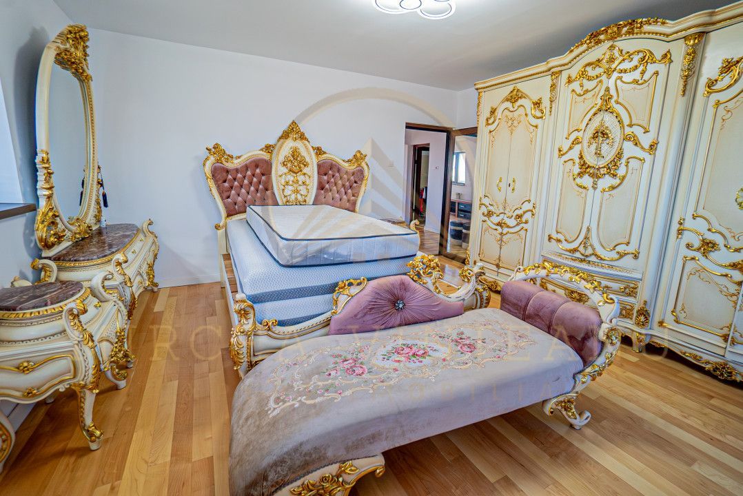 Lazu - Vila de vânzare compusă din P+1E+M. - Poză 23