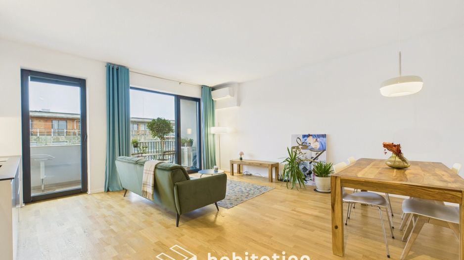 Apartament 3 camere, terasa spatioasa, zona Centralǎ - complex Paltim - Poză 3