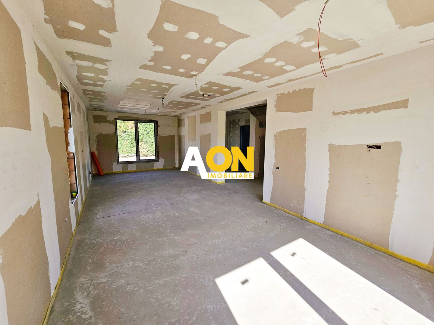 Casa noua, 4 camere, 700 mp teren, toate utilitatile, Micesti - Poză 9