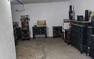 🏡 Casă cu demisol, parter și mansardă – Str. Victoriei, zonă centrală - Poză 11