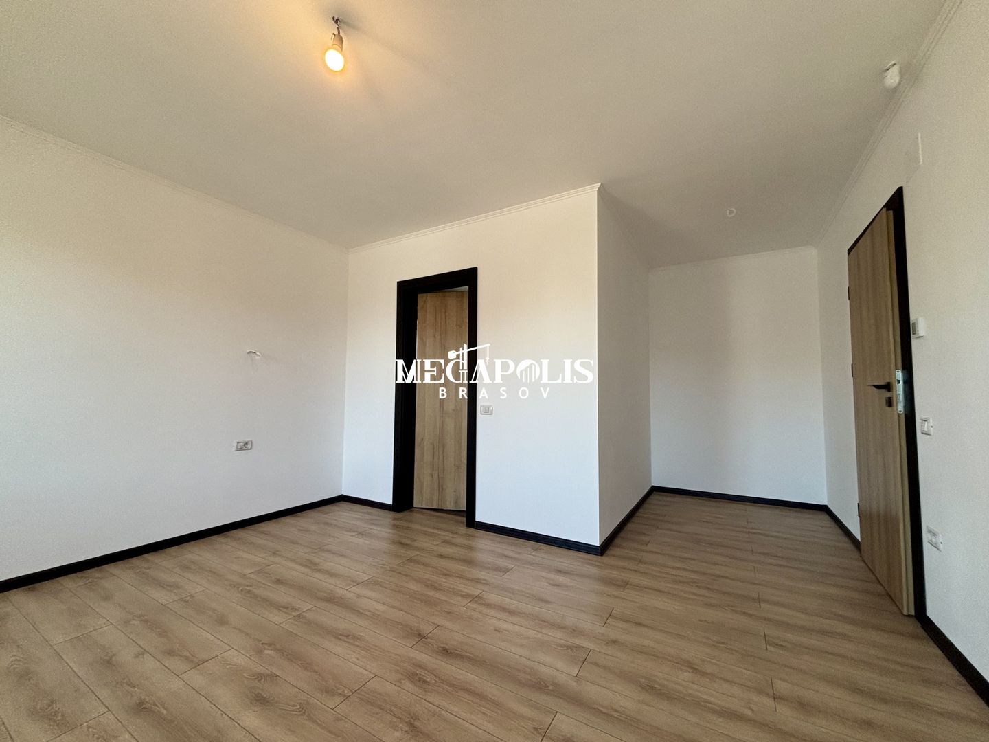 Casă pe Parter | 4 Camere | Utilități | Credit | Zonă bună | Izvor - Poză 12