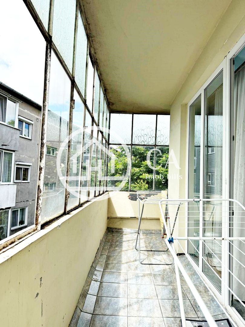 Apartament cu 2 camere de vanzare in zona Rogerius, Oradea - Poză 11