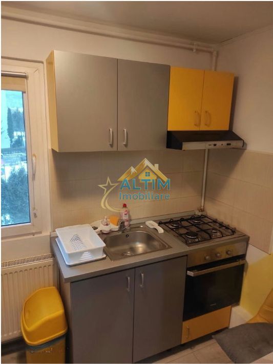 Garsonieră modernă și decomandată, zona Astra - Poză 1