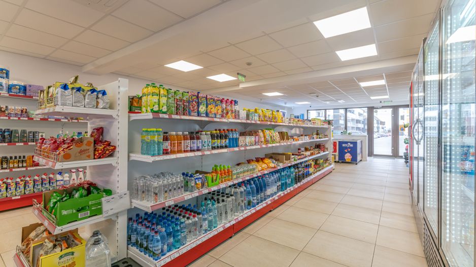 Spatiu comercial de vanzare cartier Tractorul (zona noua) - Poză 10