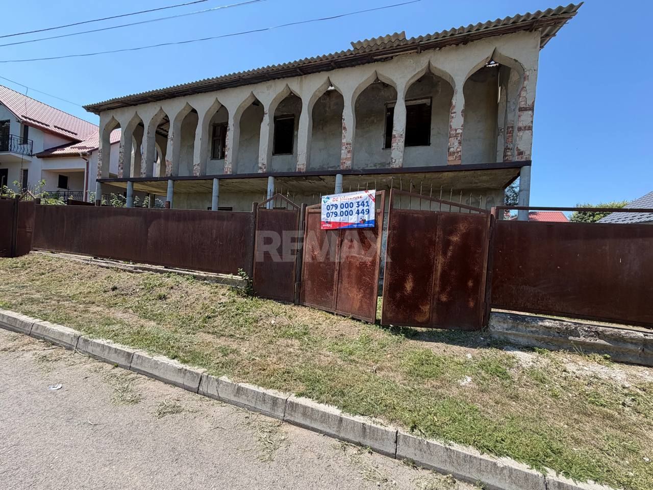 Casă, 225 m², Vadul lui Vodă, Centru - Poză 1