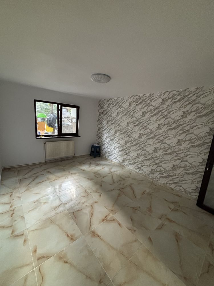 Apartament  2 cam Micro 40,parter - Poză 1