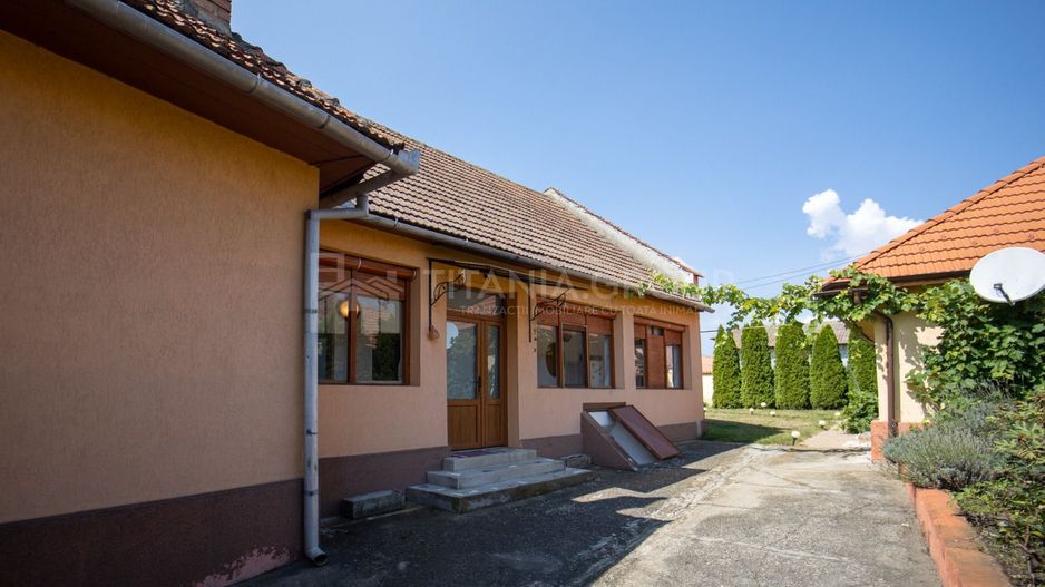 Casa de vanzare cu 5 camere, Feldiora, comision 0 - Poză 17