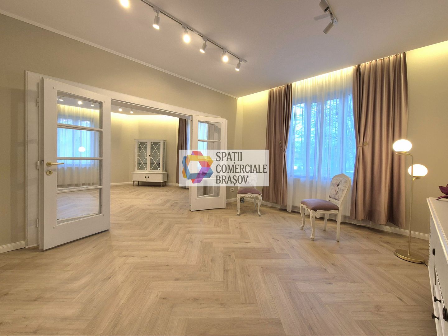 Spatiu de birouri la casa - 183 mp - Poză 1
