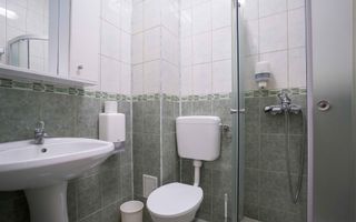 Pensiune turistica P+2E 17 camere Baile felix - Poză 11