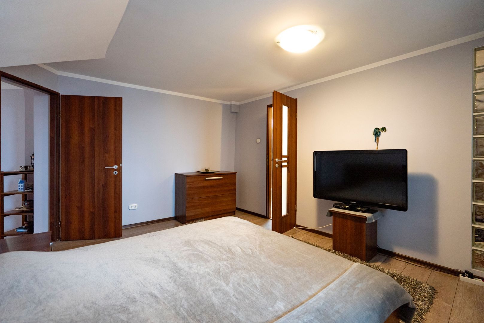 Apartament mare 3 camere 2 bai Decebal Dacia - Poză 6
