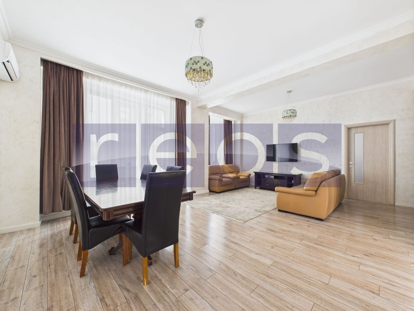 VANZARE APARTAMENT | INTRARE STRADALĂ | VAD EXCELENT | CURTE PROPRIE | DAMAROAIA - Poză 2