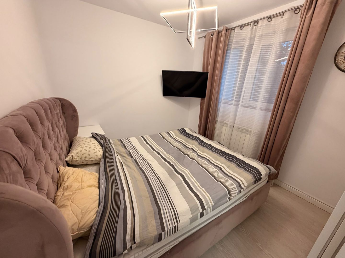 Apartament 2 camere | 450 €/lună | 15 minute de metrou Păcii - Poză 2