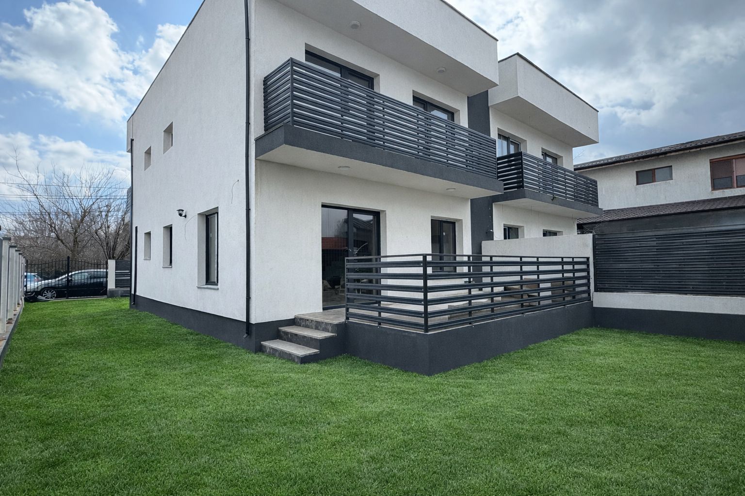 Vila PREMIUM P+1+M  Otopeni, zona linistita, proiect DEOSEBIT - Poză 2