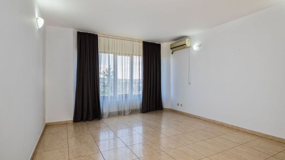 Apartament în vilă - Acces independent - Investiție & business - Nicolae Dobrin - Poză 13