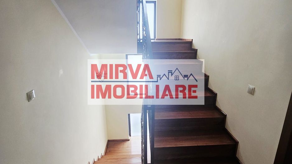 Vilă spațioasă Strejnicu S+P+1E+M, 8 camere, garaj, teren 595 mp - Poză 75