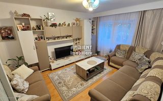 Apartament cu 4 camere, etaj 3,  zona Ultracentral; - Poză 1