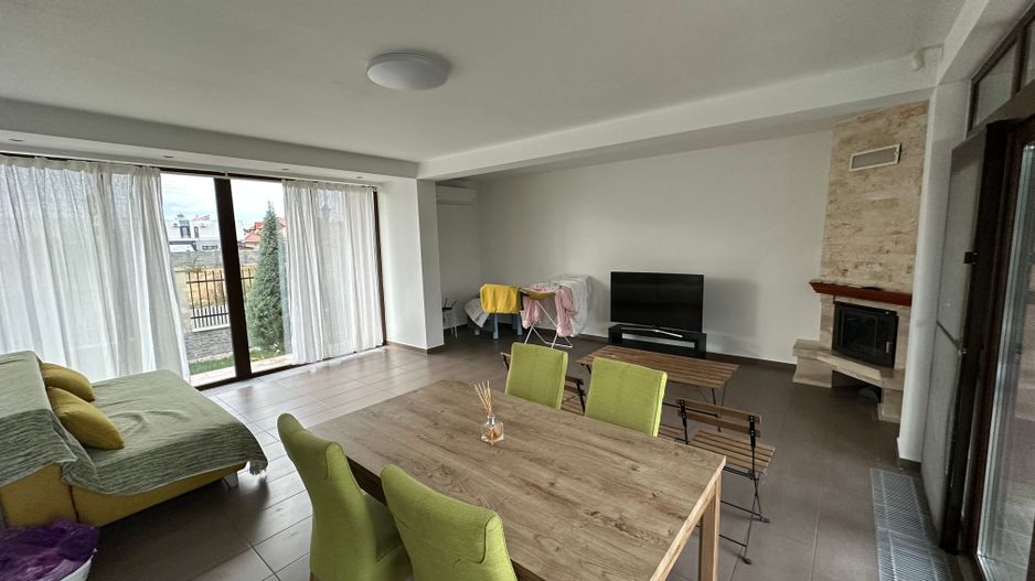 Casă / Vilă cu 4 camere de închiriat în zona Aradului - Poză 11