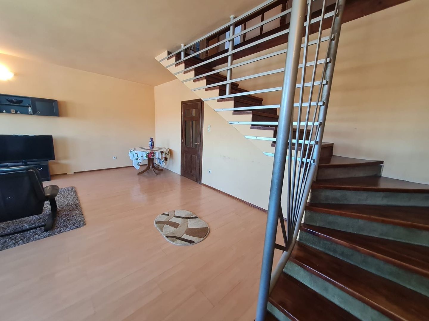 Apartament 5 camere la casa/pretabil birouri/cabinete/ - Poză 18