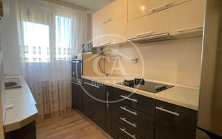 Apartament de vanzare cu 3 camere in zona Decbal, Oradea. - Poză 9