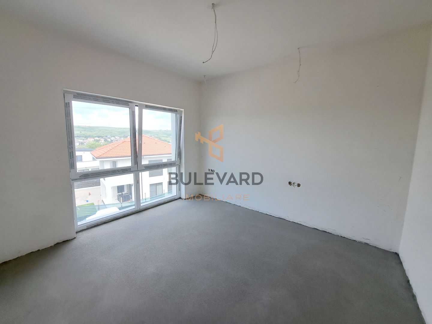 Casa individuala situata la 3 km de centrul orasului! - Poză 17