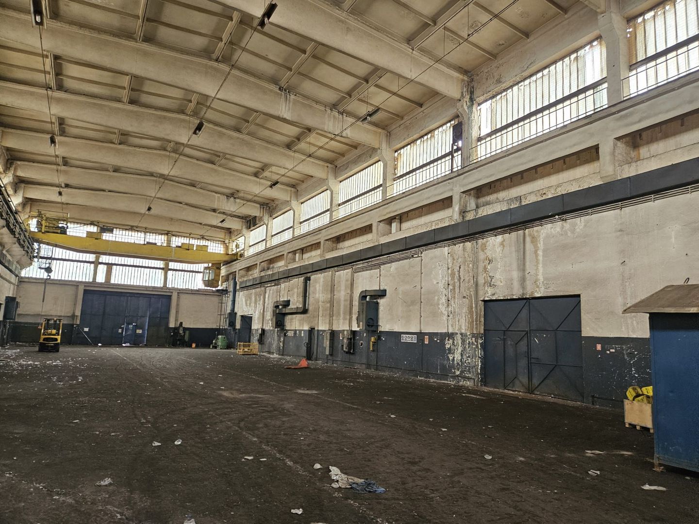 Inchiriere Hala cu pod rulant, inaltime 8 m, Depozitelor - Poză 1