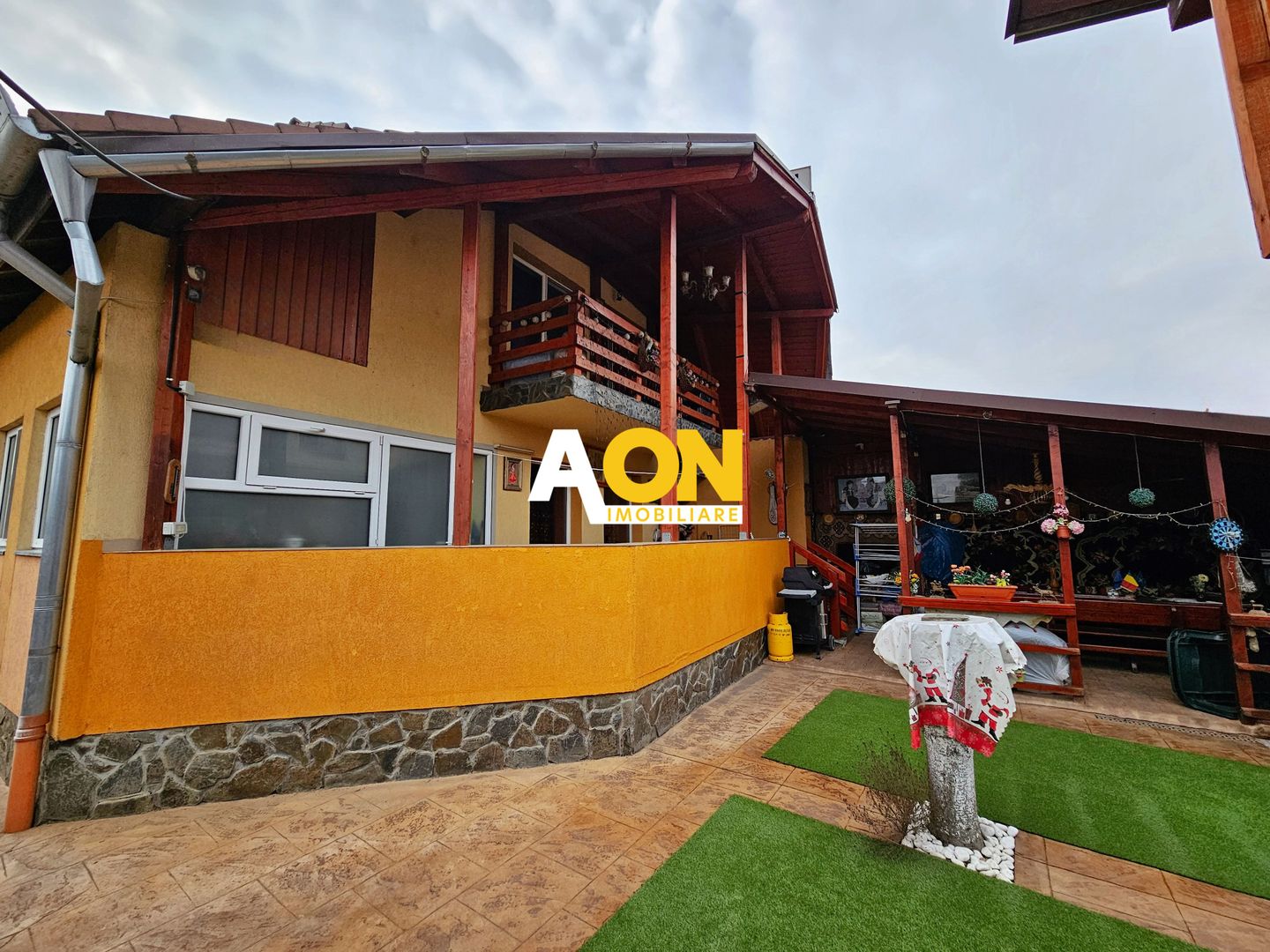 Casa 4 camere, Cetate, amplasament premium, 295 mp teren - Poză 1