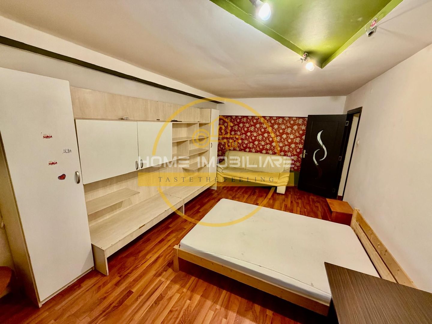 Nicolina-Belvedere Apartament 3 Camere Decomandat Bloc Cadre 1988 - Poză 1