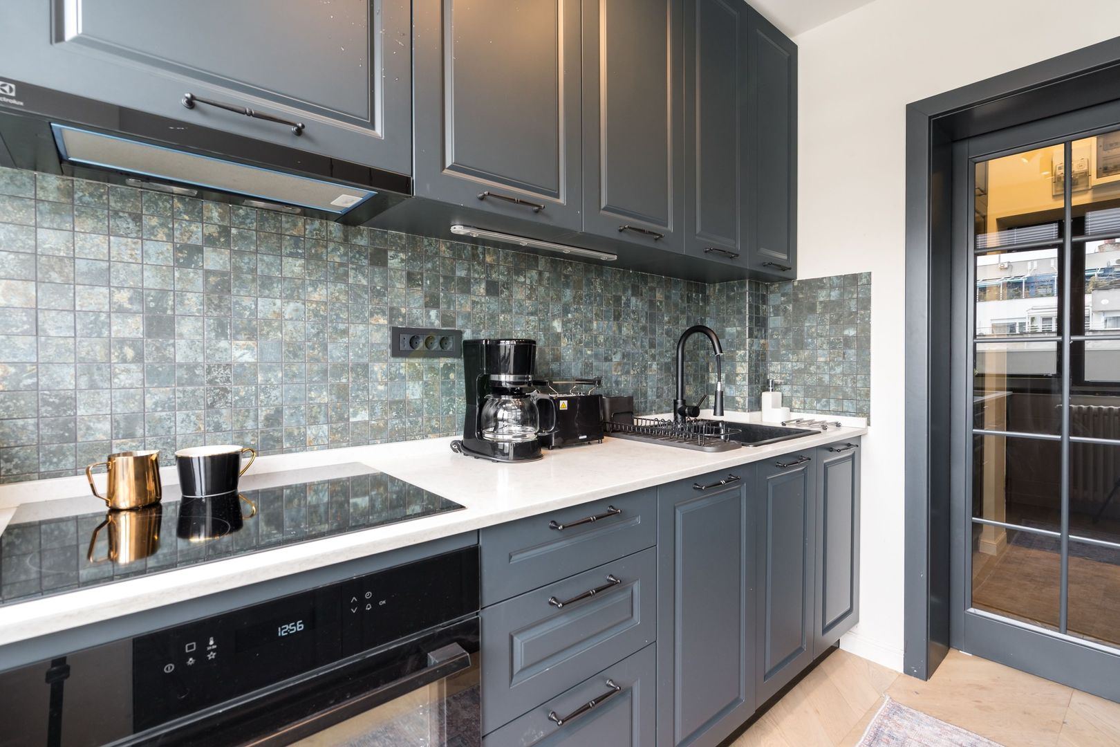 O Vacanță Permanentă în Inima Capitalei, Magheru/Bălcescu - Poză 23