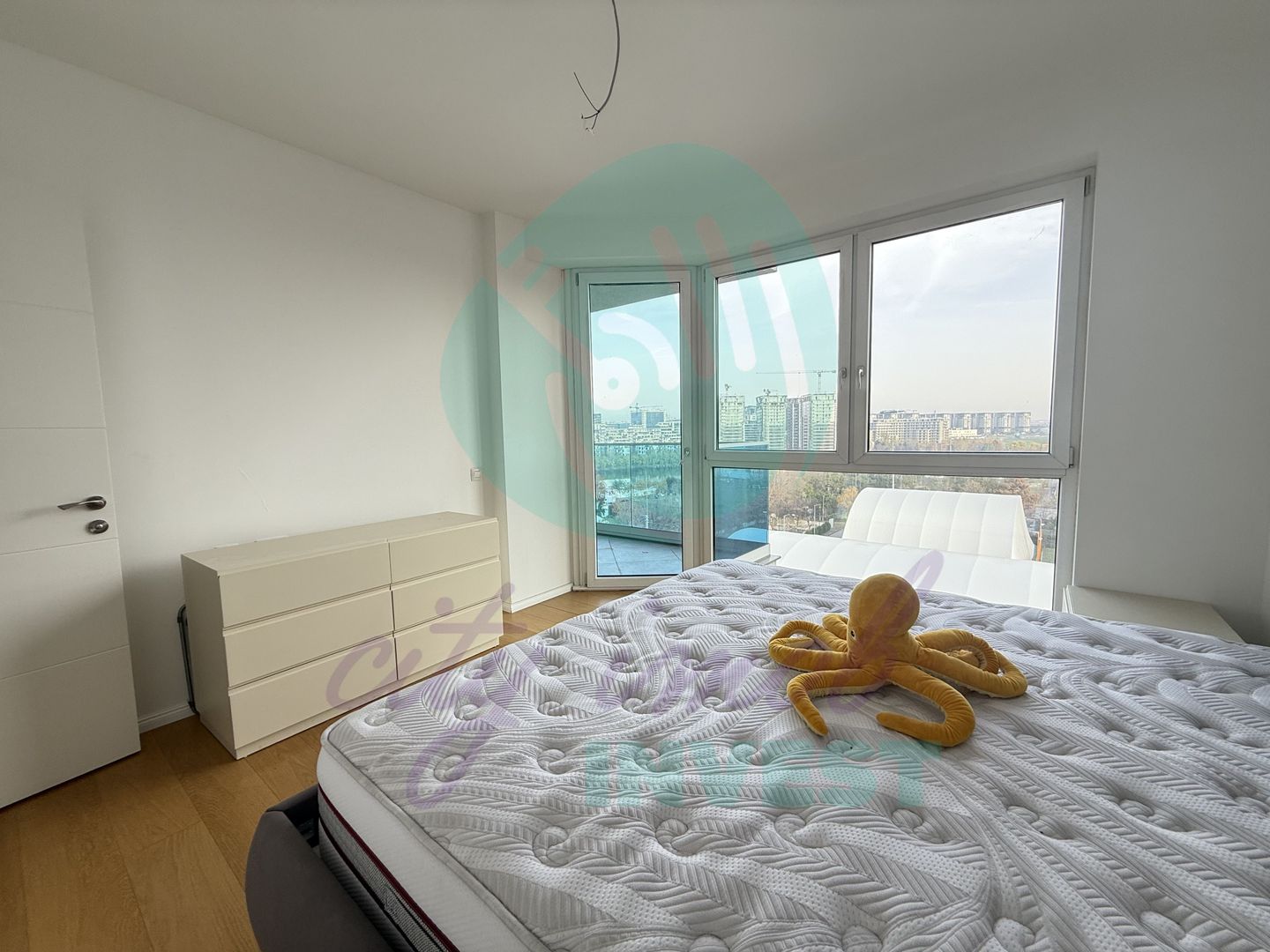 4 camere cu VEDERE PANORAMICA in Floreasca Residence - Poză 19