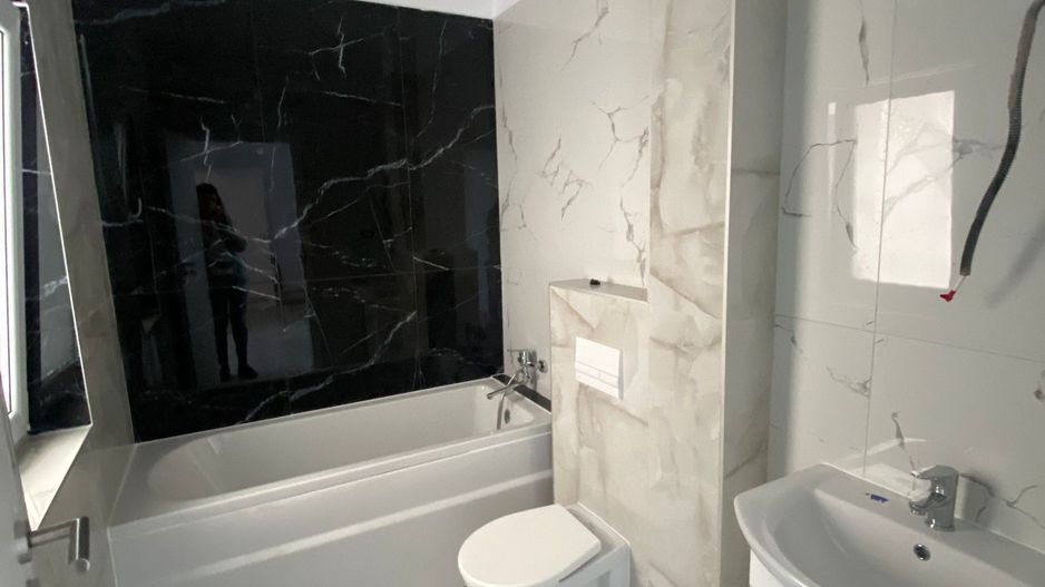 Giroc-Neptun | 2 Camere  | Decomandat | Lift | Disponibil imediat - Poză 6