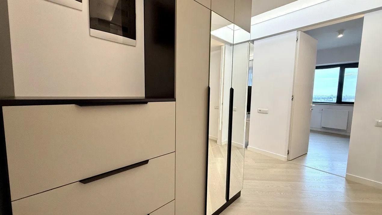 Apartament de 3 camere de vânzare | Cu chiriaș - Poză 2