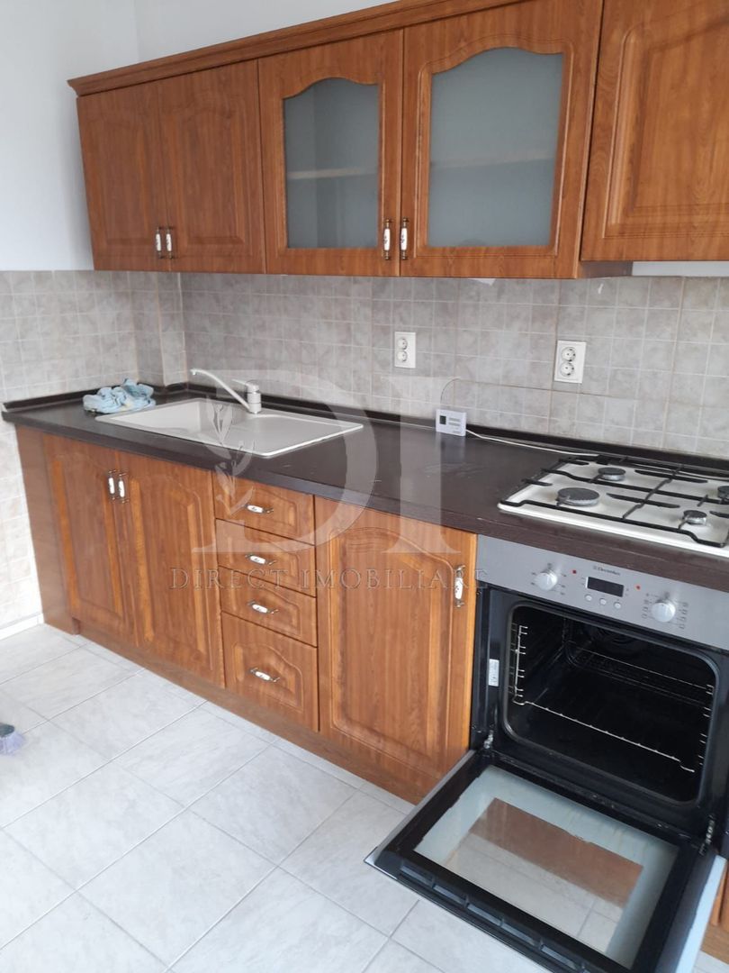 Apartament de inchiriat / doua camere separate / Porii , Floresti - Poză 4