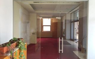 BRASADAS vinde Cladire de Birouri Inchiriat in Zona Unirii. - Poză 10