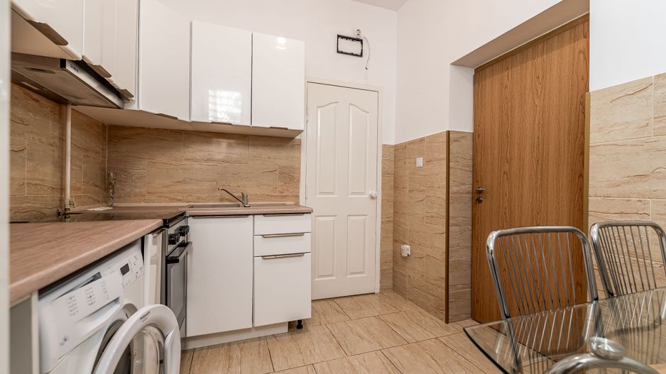 Apartament la cheie cu 2 camere la casa in Parneava Comision 0% - Poză 10