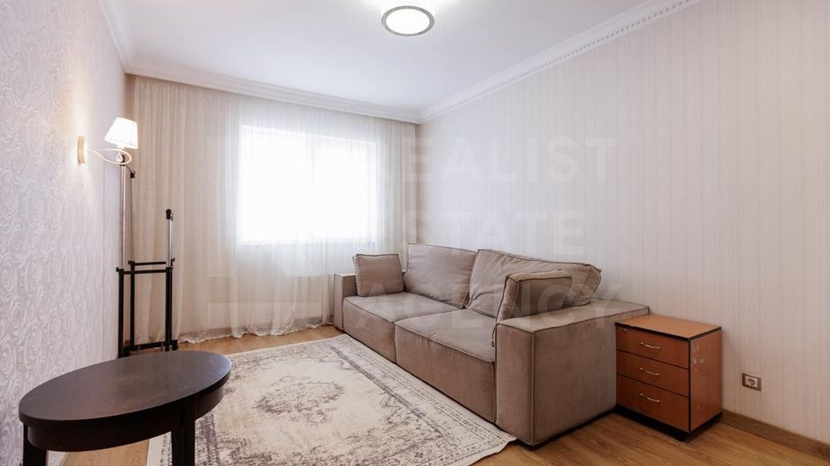 Chirie, apartament, 4 camere, str. Bucureşti, Centru - Poză 8