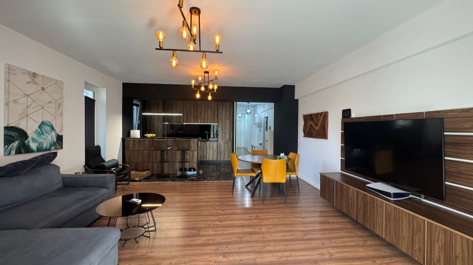 3 CAMERE + LOC DE PARCARE || SISESTI - Poză 2