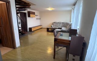 Inchiriez apartament 3 camere, spatios, central, et.5+mansarda - Poză 2