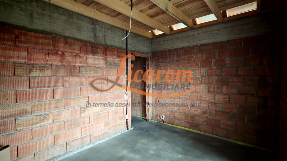 Casa la cheie in CRISTIAN pe Parter, zona de vile,250.000 euro - Poză 26