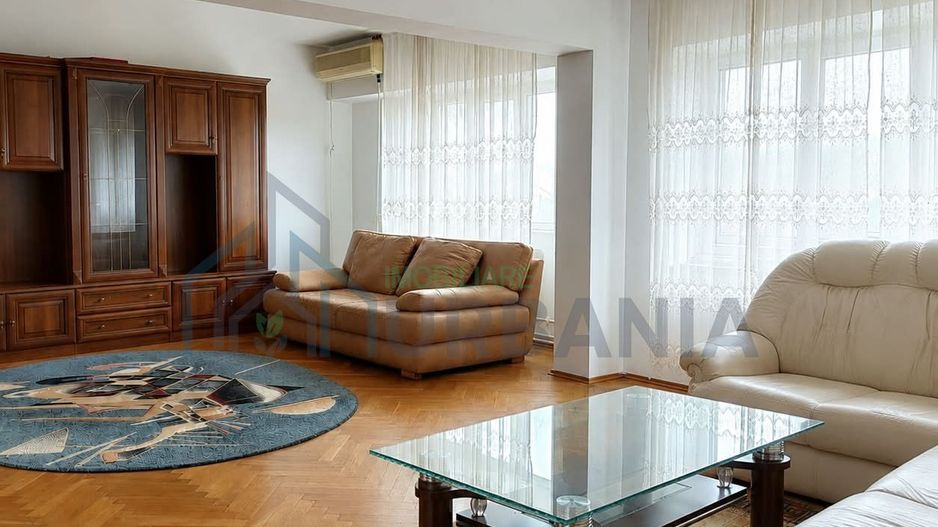 Apartament 4 camere -  semidecomandat  recompartimentat Zona Frumoasa - Poză 1