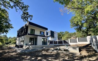 Vile Premium Copou/Sararie – 6 camere, 4 băi, 194 mp utili - Poză 1