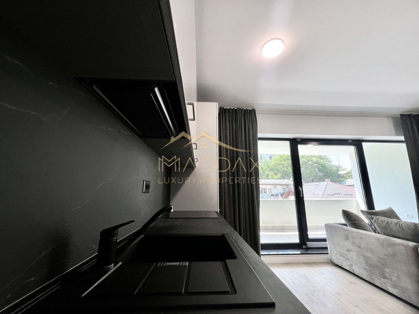 Apartament LUX**4 Camere**Parcare inclusa//Metrou Aviatorilor-Herastrau - Poză 4