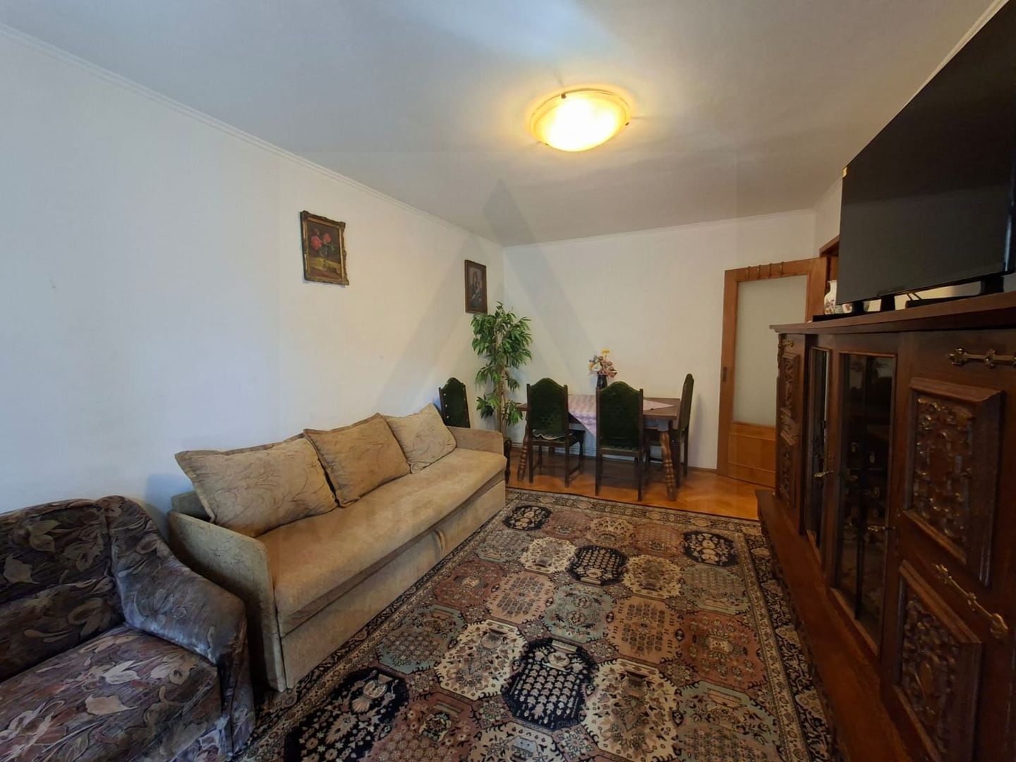 Apartament 3 camere 70 mp Parcul Sub Arini - Poză 1