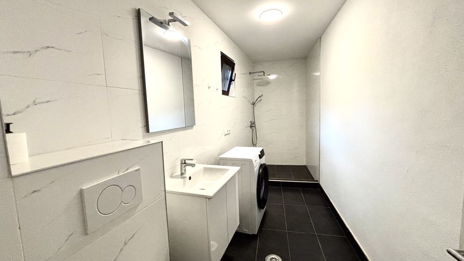 Apartament 3 Camere Spațios, Mobilat,  Curte și Balcon [ Zona Centrala ] - Poză 11