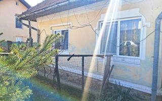 Casă și teren Polovragi - Poză 4